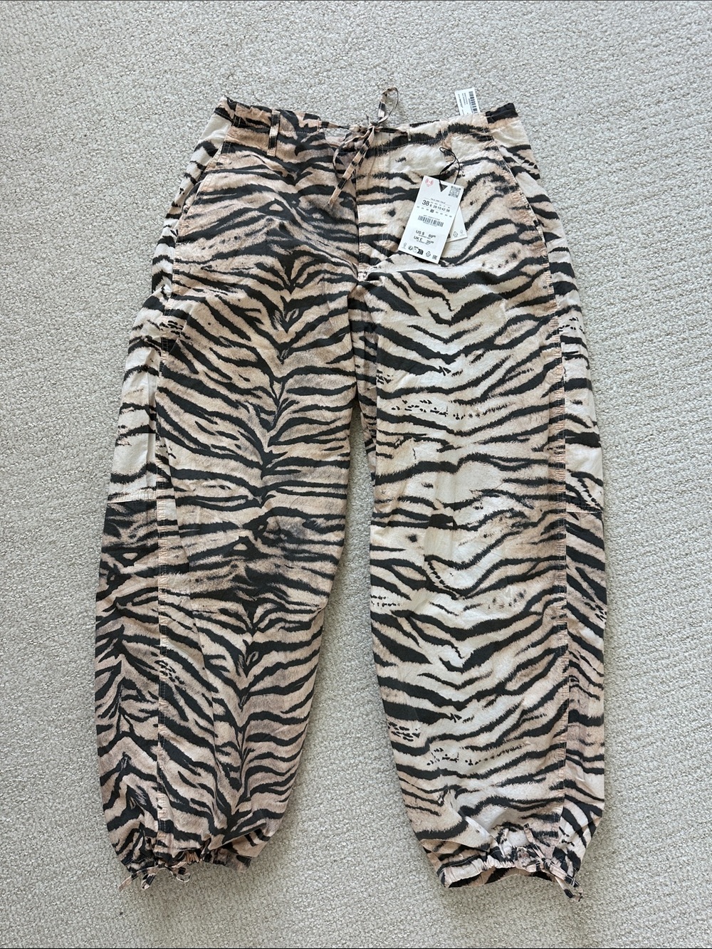 Zara Tiger-Print Jogger Pants in Beige and Black